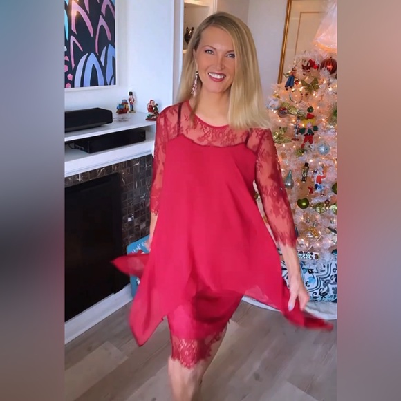 Red Lace Accent Dress - Picture 3 of 9